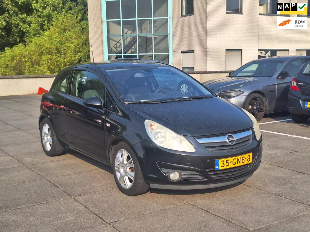 Opel Corsa &euro; 950,-1.4-16V Cosmo AUB TEKST GOED LEZEN !