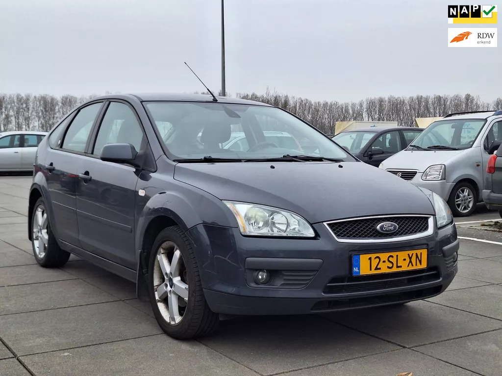 Ford Focus &euro;2350,-1.6-16V Ghia Nwe Apk 2026 Airco Nappas