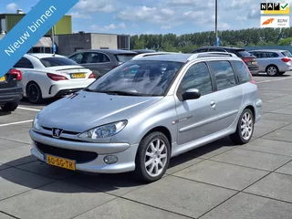 Peugeot 206 SW &euro;750,-1.6-16V SW Airco Trekhaak TEKST GOED LEZEN AUB !