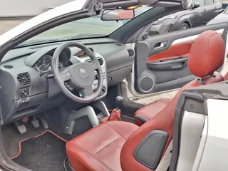 Opel Tigra TwinTop &euro;2650,-1.4-16V Sport Airco Apk 2026 Nap pas