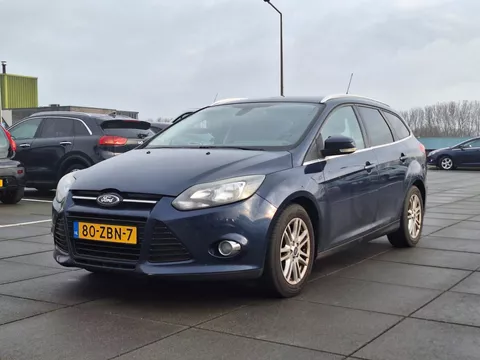 Ford Focus Wagon &euro;4950,-1.0 EcoBoos Titanium Navi Trekhaak Climate Control E5